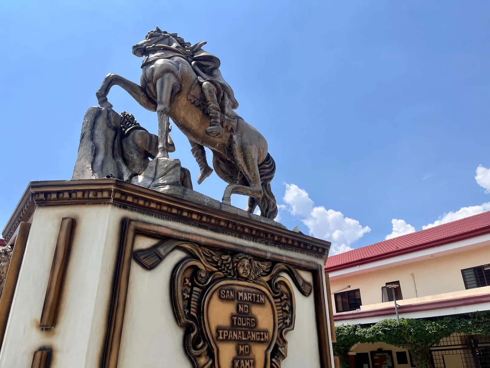 Equestrian statue photographed in Bocaue