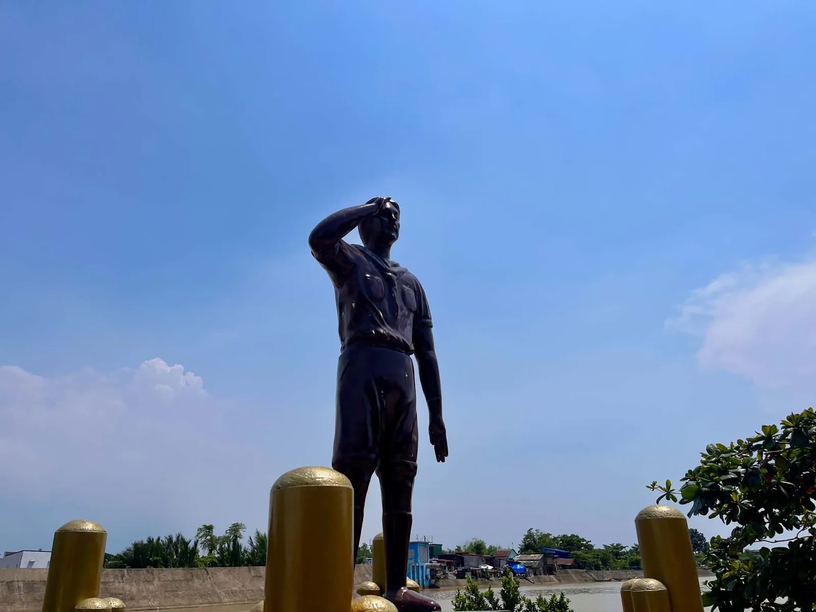 Outdoor memorial statue photographed by students during their Bocaue visit