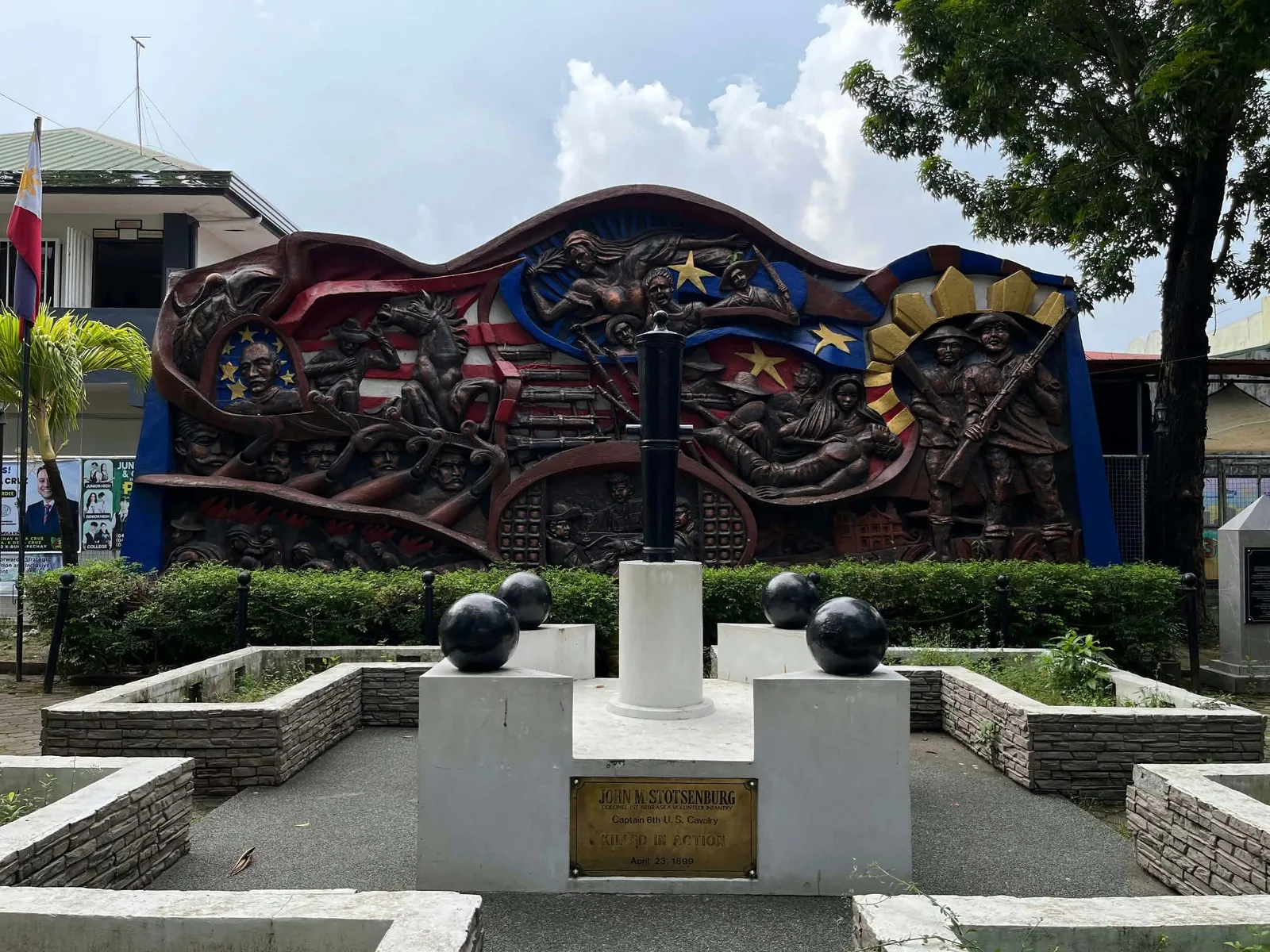 World War II veterans memorial in Plaridel town center