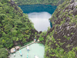 Coron travel guide - Lake