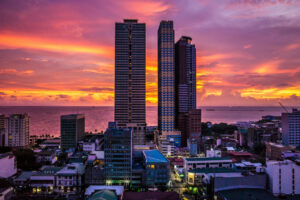 Manila travel guide – Manila skyline at sunset