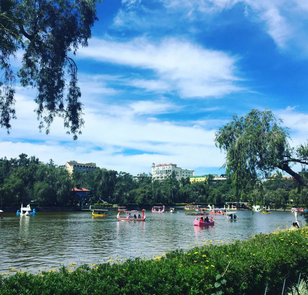 baguio travel guide - Burnham Park
