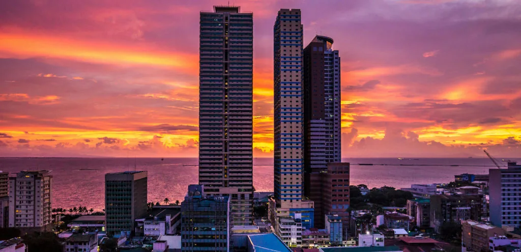 Manila Travel Guide: Culture, Chaos, and Hidden Charms