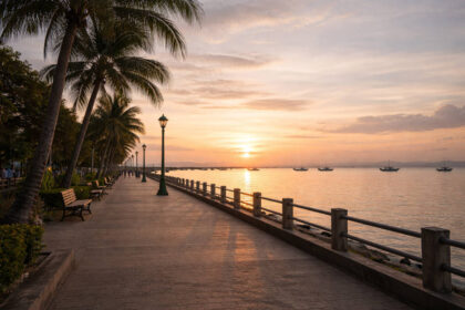 free things to do in puerto princesa Baywalk promenade at sunset for a calm rest day