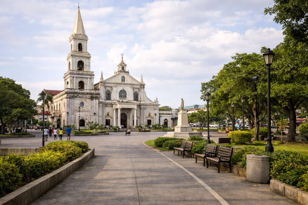 Jaro district loop scene for iloilo city itinerary 4 days
