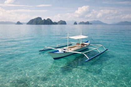 Easy island hopping routes in the Philippines for first-time travelers, island hopping Philippines routes