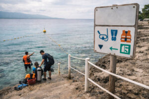 Panagsama snorkeling entry point and safety for moalboal itinerary 5 days