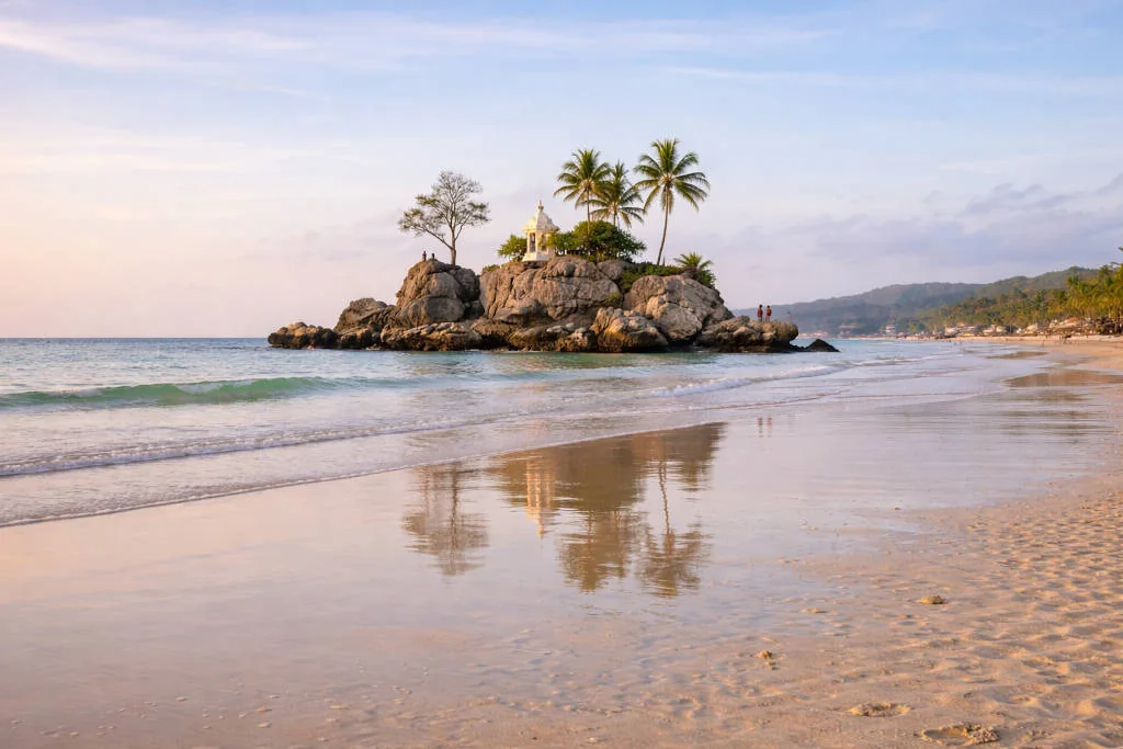 Willy’s Rock in Boracay for free things to do in Boracay viewed from the beach during low tide