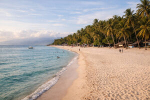 How Many Days in Moalboal? - White Beach Basdaku in Moalboal Cebu for a slower beach day