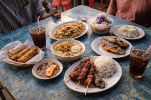 Practical meal stop during a Davao City itinerary 4 days