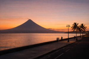  Legazpi Boulevard sunset with Mayon Volcano silhouette in Albay, photography spots in Bicol