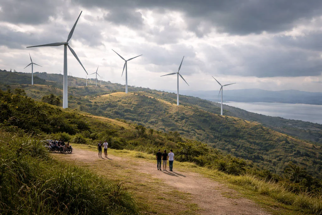 Changing weather and light at Windmill Farm Pililla