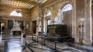 Temple of Leah interior hall and statue area in Cebu