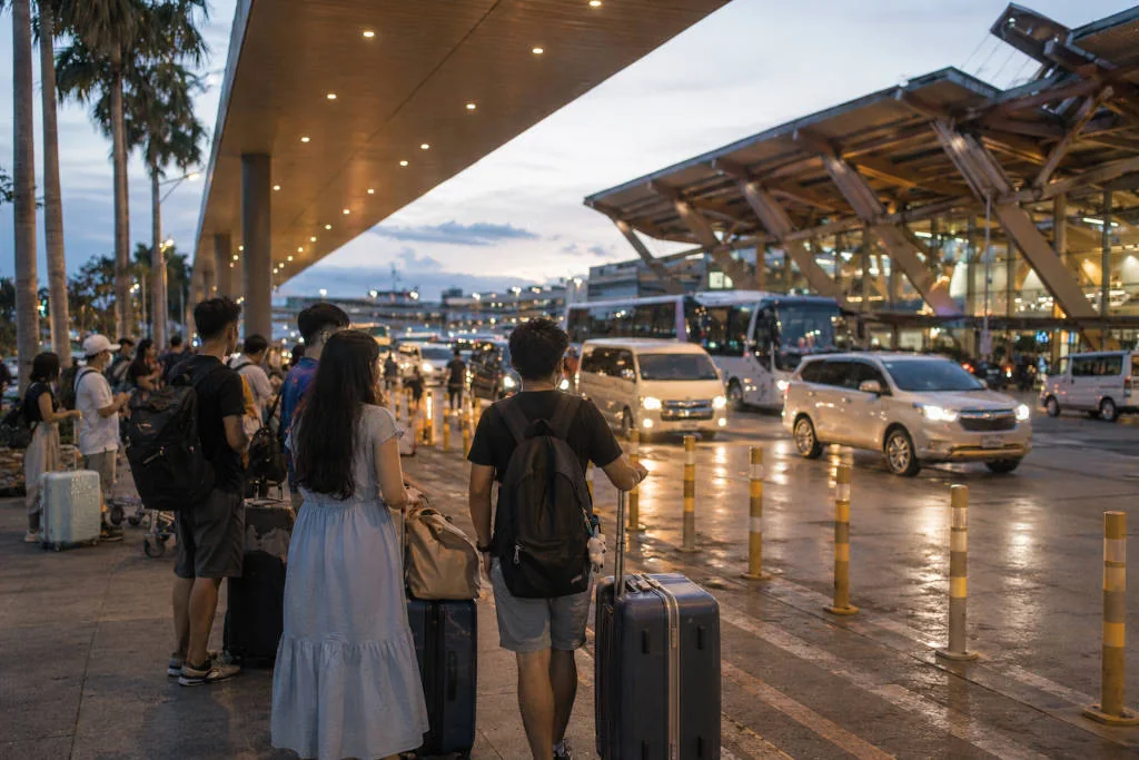 Arrival at Mactan-Cebu International Airport to Cebu City for Puerto Princesa to Cebu City travelers
