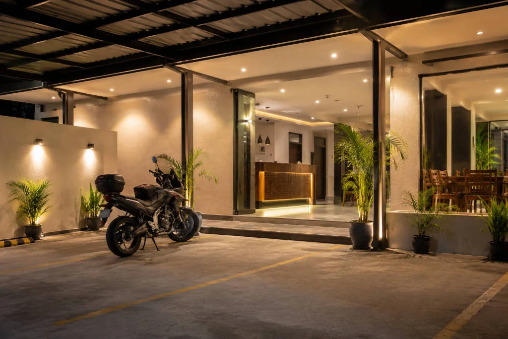 Where to stay in Subic for riders with covered parking and bright security lighting