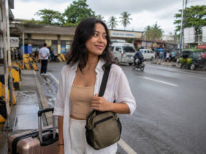 Mika preparing for a low-stress Cebu City to Moalboal transfer